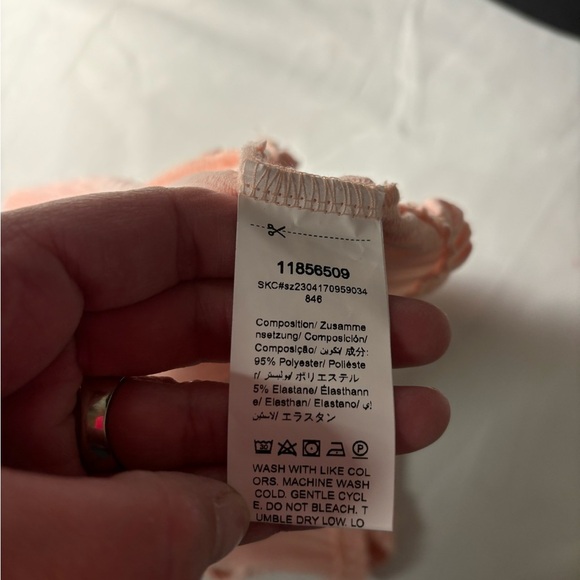 Womens size small SHEIN shirt, #a023 - Picture 4 of 4